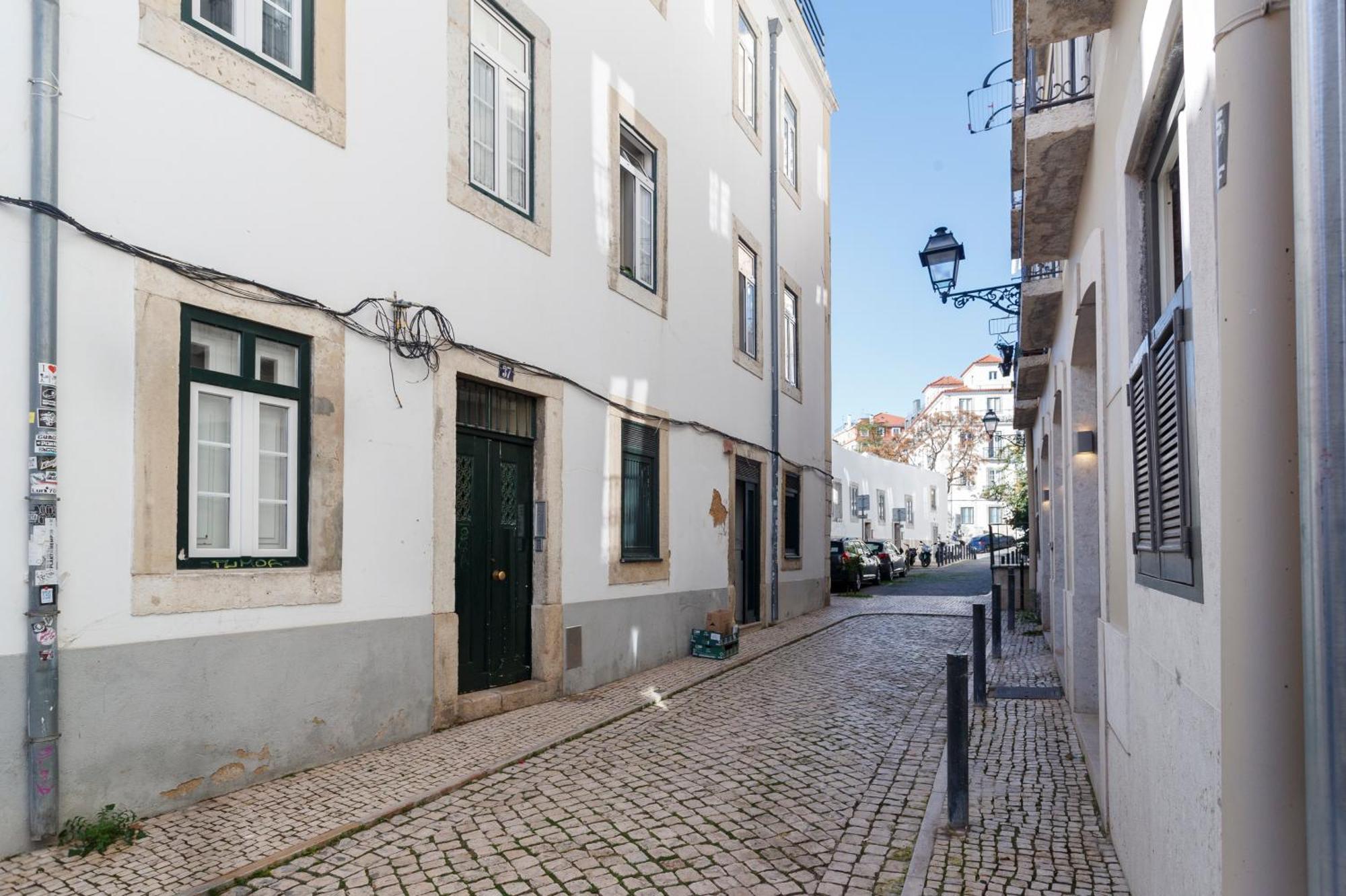 Bica Cozy Apartment Lisbon Luaran gambar